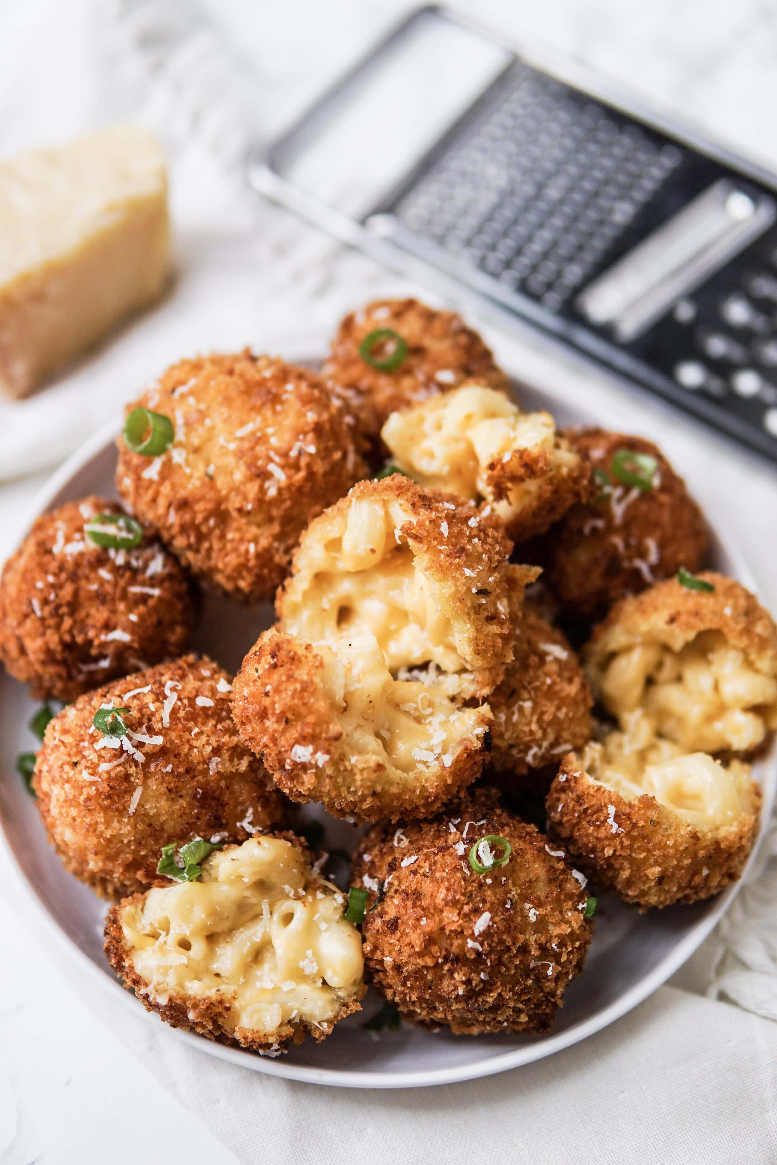 Deep Fried Mac and Cheese Balls