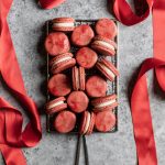 red velvet macarons