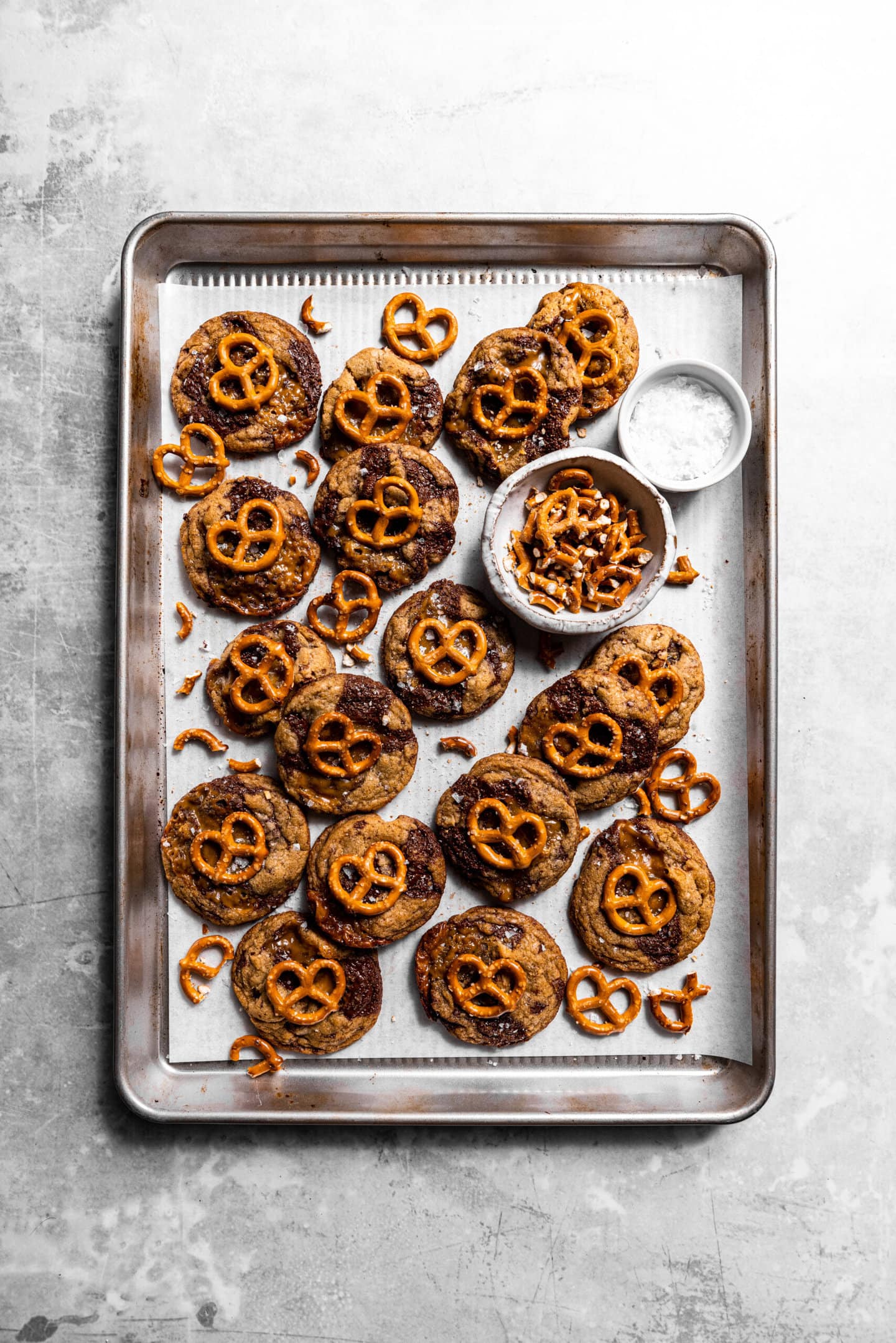 Pretzel Caramel Chip Cookies — Mommy's Kitchen